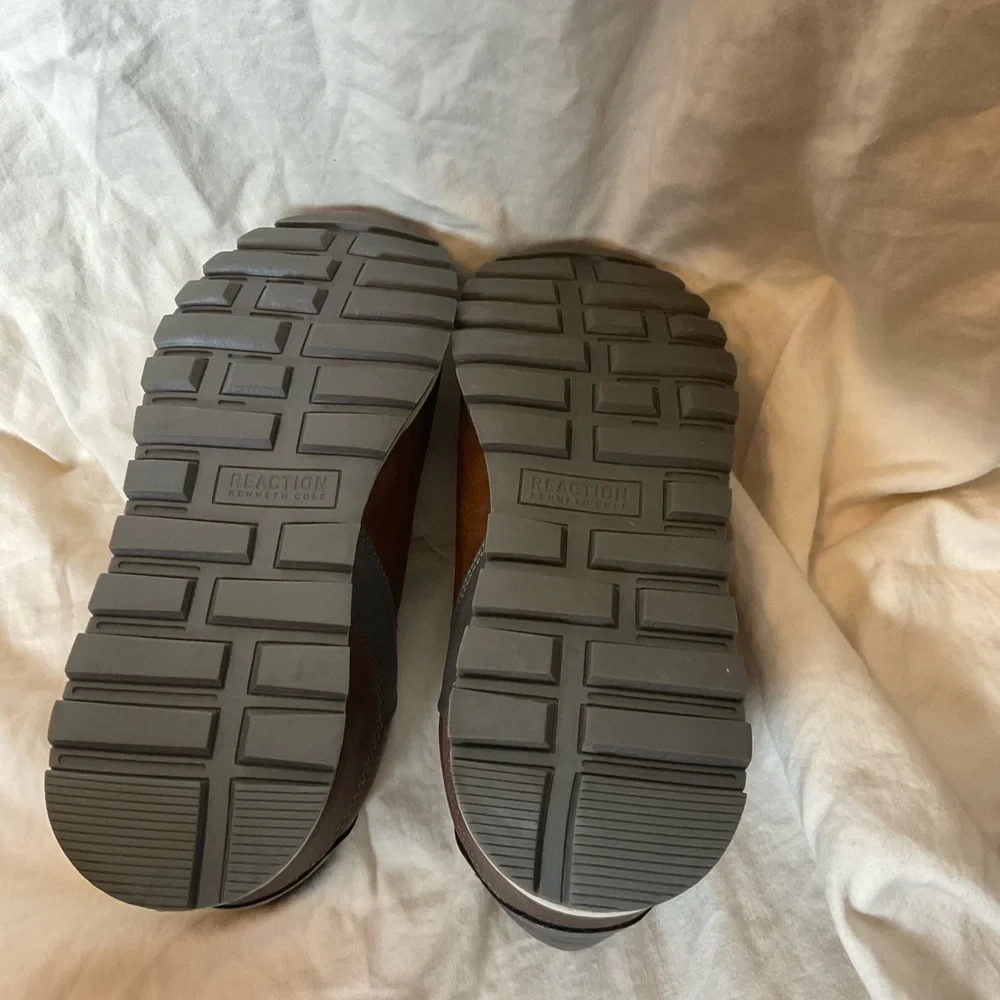 Kenneth Cole Reaction Little and Big Boys Kev Weston Casual Dress Shoe size 5